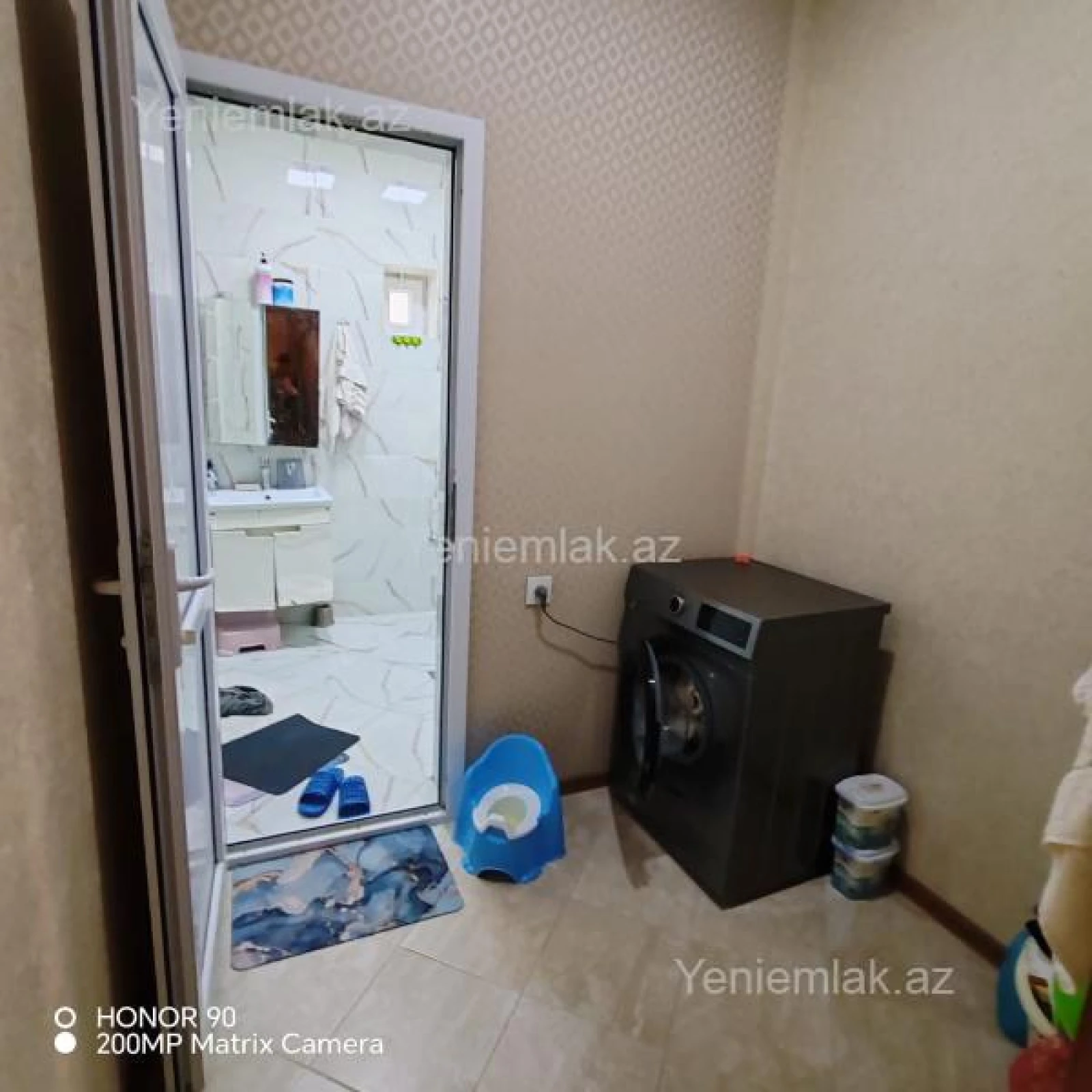 Satılır 5 otaqlı həyət evi 365 m²