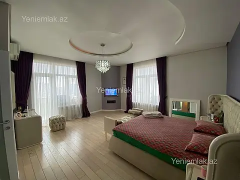 Satılır 3 otaqlı yeni tikili 160 m²