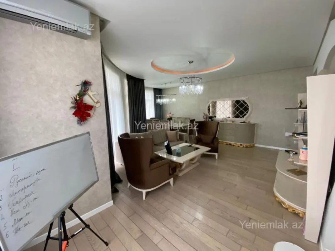 Satılır 3 otaqlı yeni tikili 160 m²