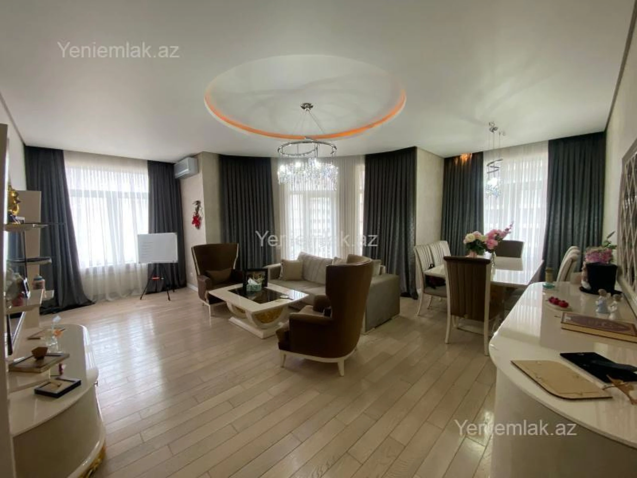 Satılır 3 otaqlı yeni tikili 160 m²