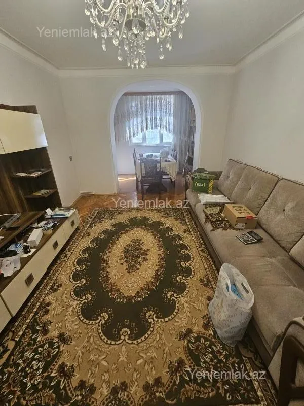 Satılır 3 otaqlı köhnə tikili 68 m²