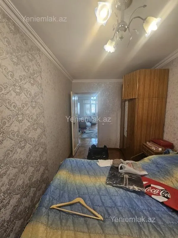 Satılır 3 otaqlı köhnə tikili 68 m²