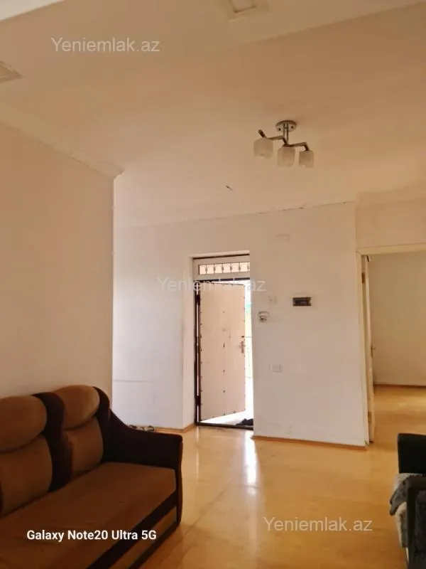 Satılır 3 otaqlı həyət evi 100 m²