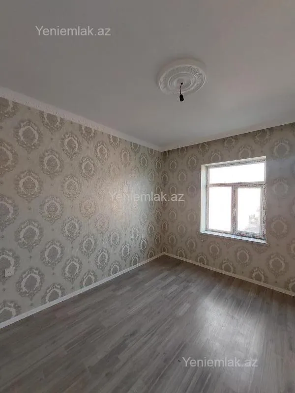 Satılır 4 otaqlı həyət evi 140 m²