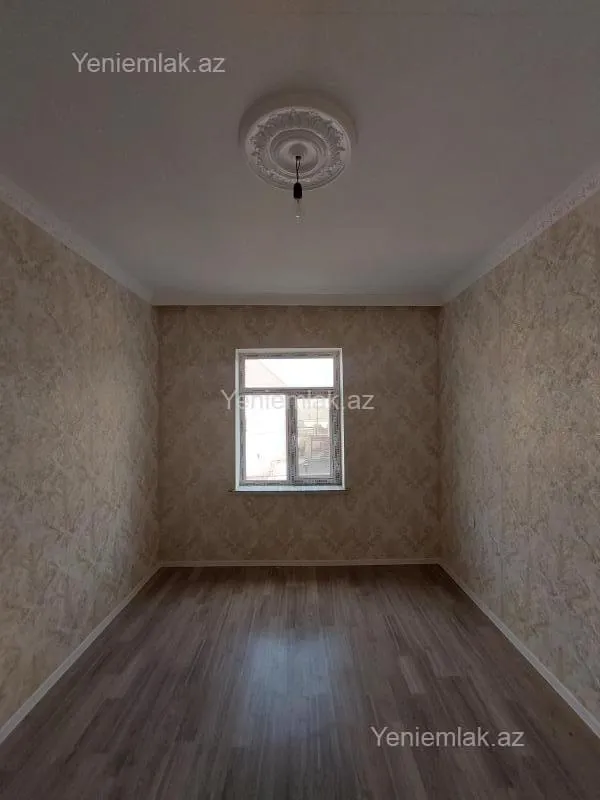 Satılır 4 otaqlı həyət evi 140 m²
