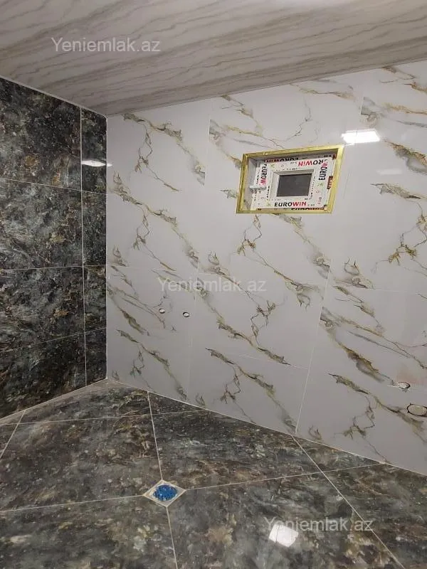 Satılır 4 otaqlı həyət evi 140 m²