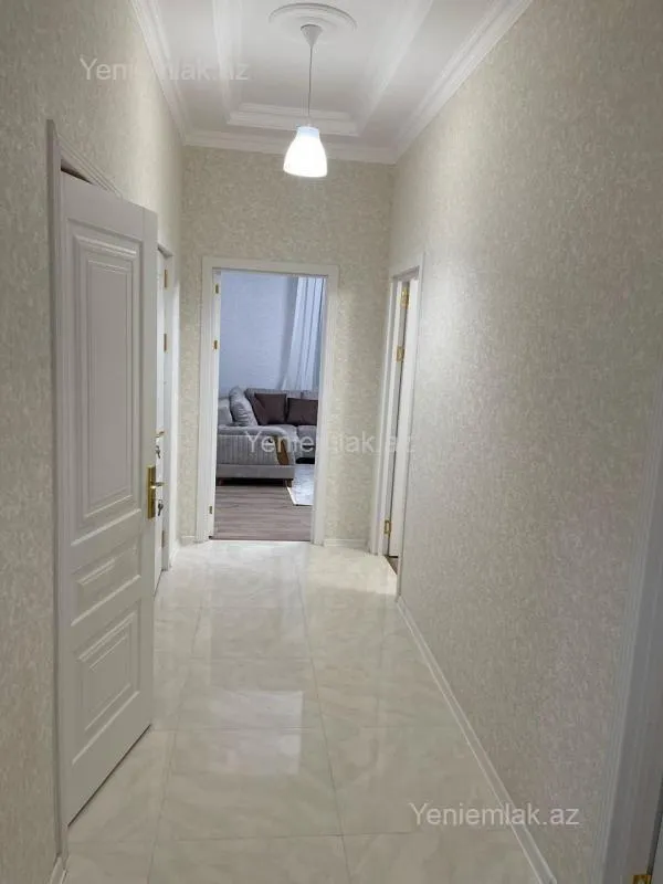 Satılır 2 otaqlı yeni tikili 82 m²