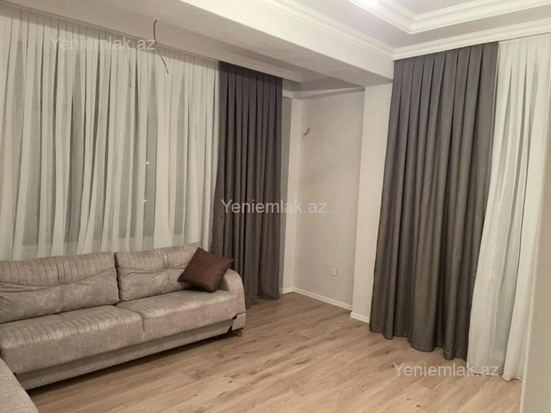 Satılır 2 otaqlı yeni tikili 82 m²