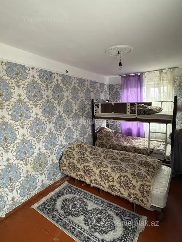 Satılır 2 otaqlı köhnə tikili 55 m²