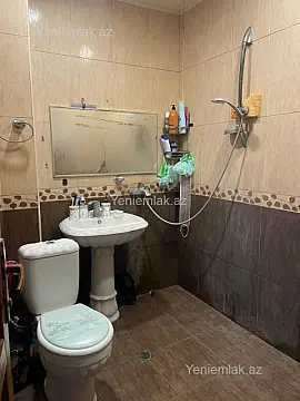 Satılır 2 otaqlı köhnə tikili 45 m²