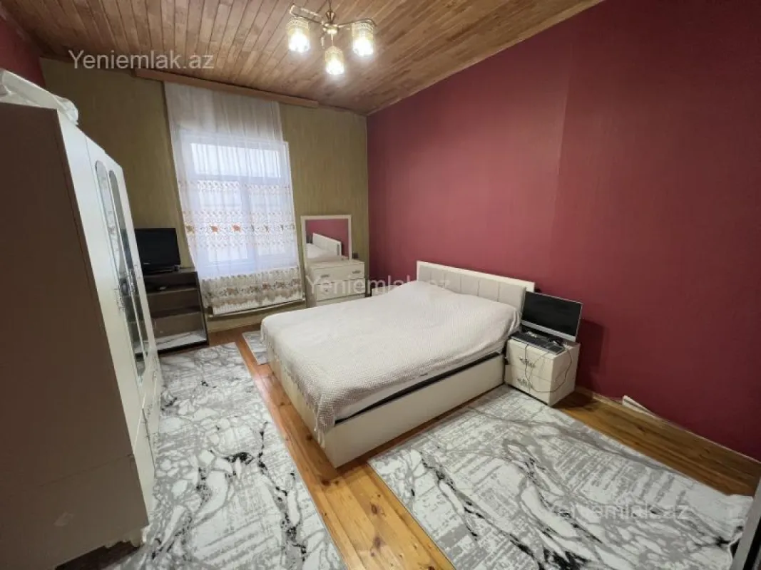 Satılır 3 otaqlı həyət evi 80 m²