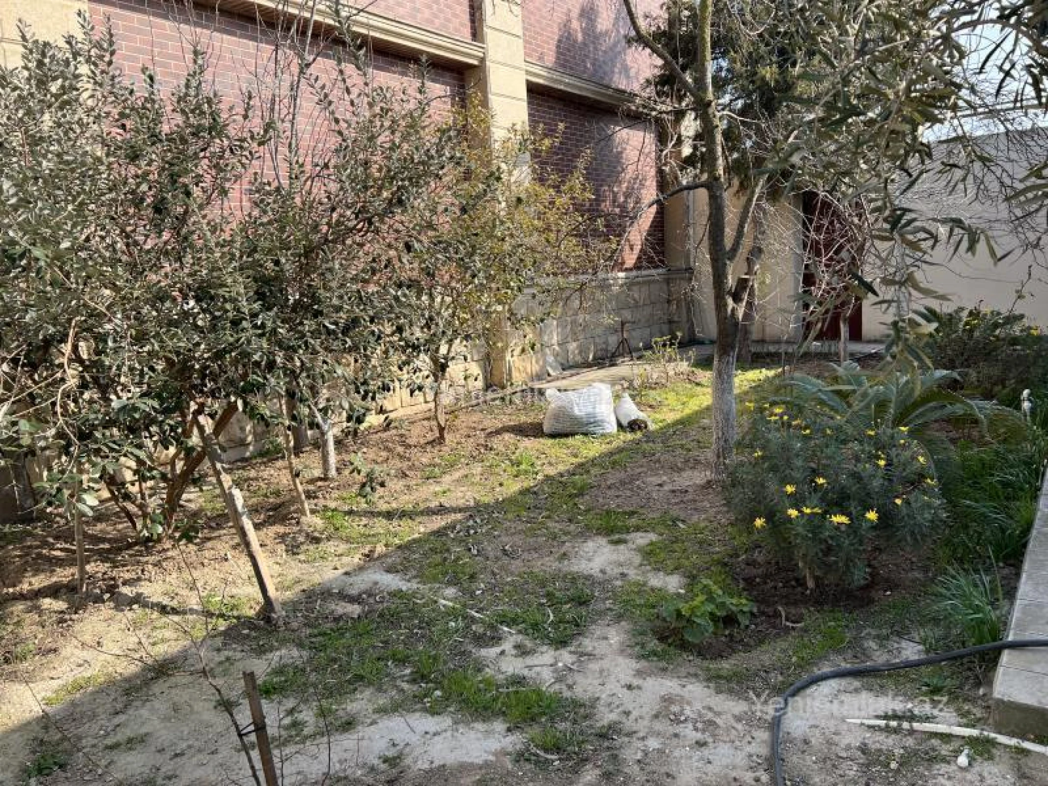 Satılır 3 otaqlı həyət evi 80 m²