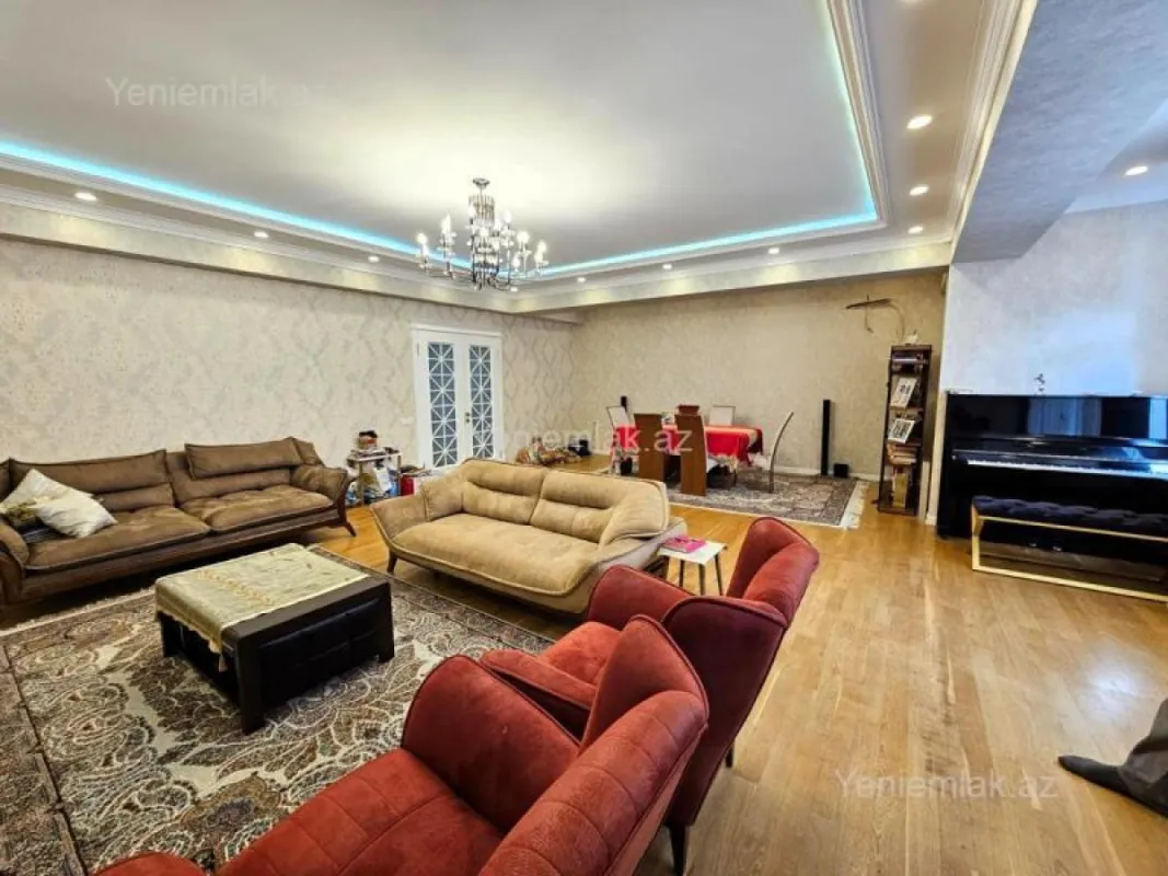 Satılır 4 otaqlı yeni tikili 212 m²