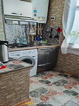 Satılır 2 otaqlı köhnə tikili 65 m²