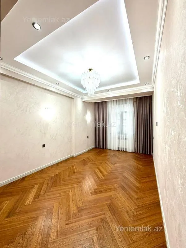Satılır 3 otaqlı yeni tikili 142 m²