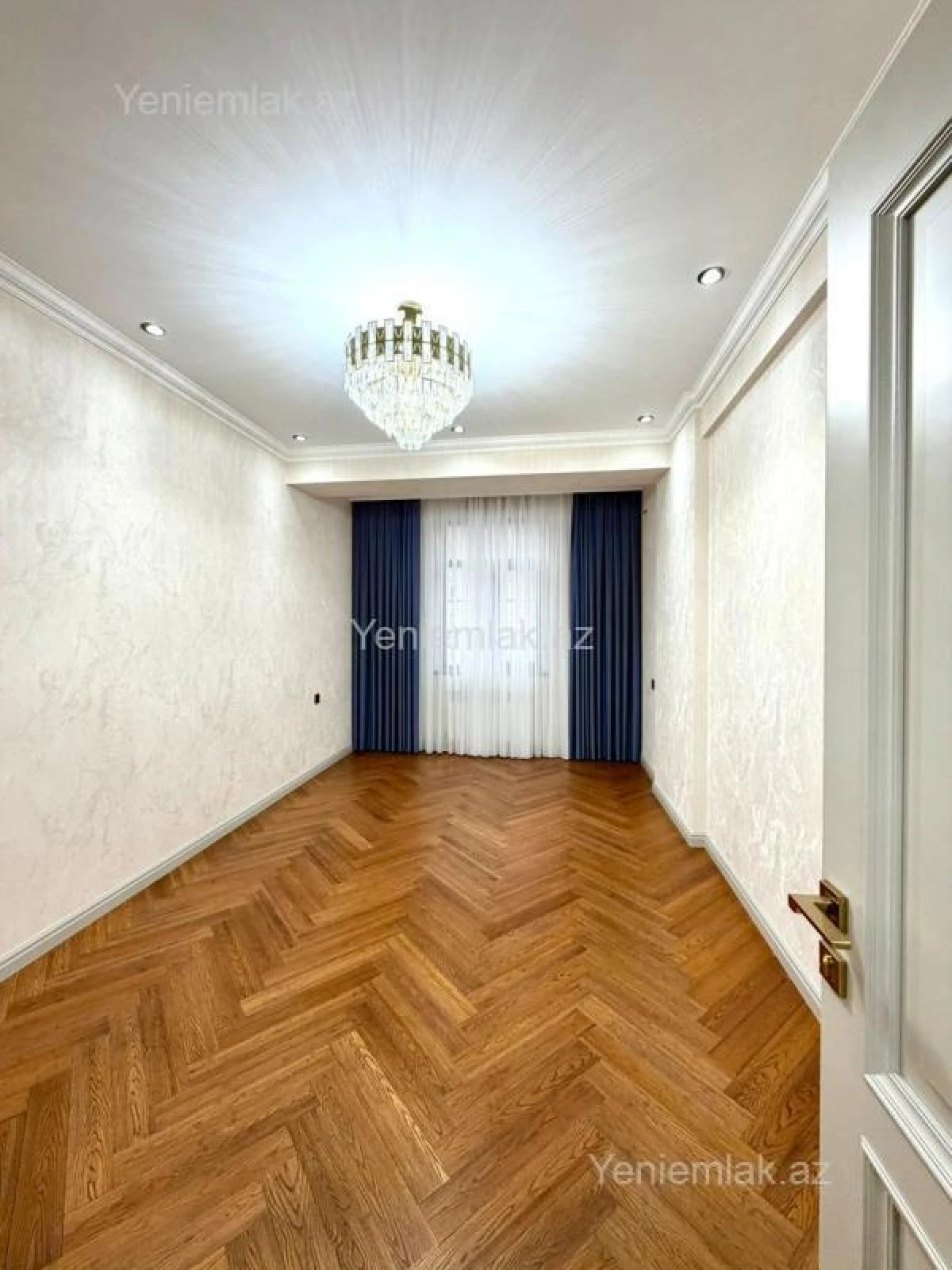 Satılır 3 otaqlı yeni tikili 142 m²