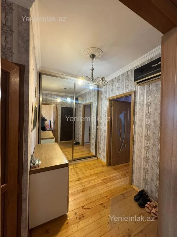 Satılır 2 otaqlı köhnə tikili 60 m²