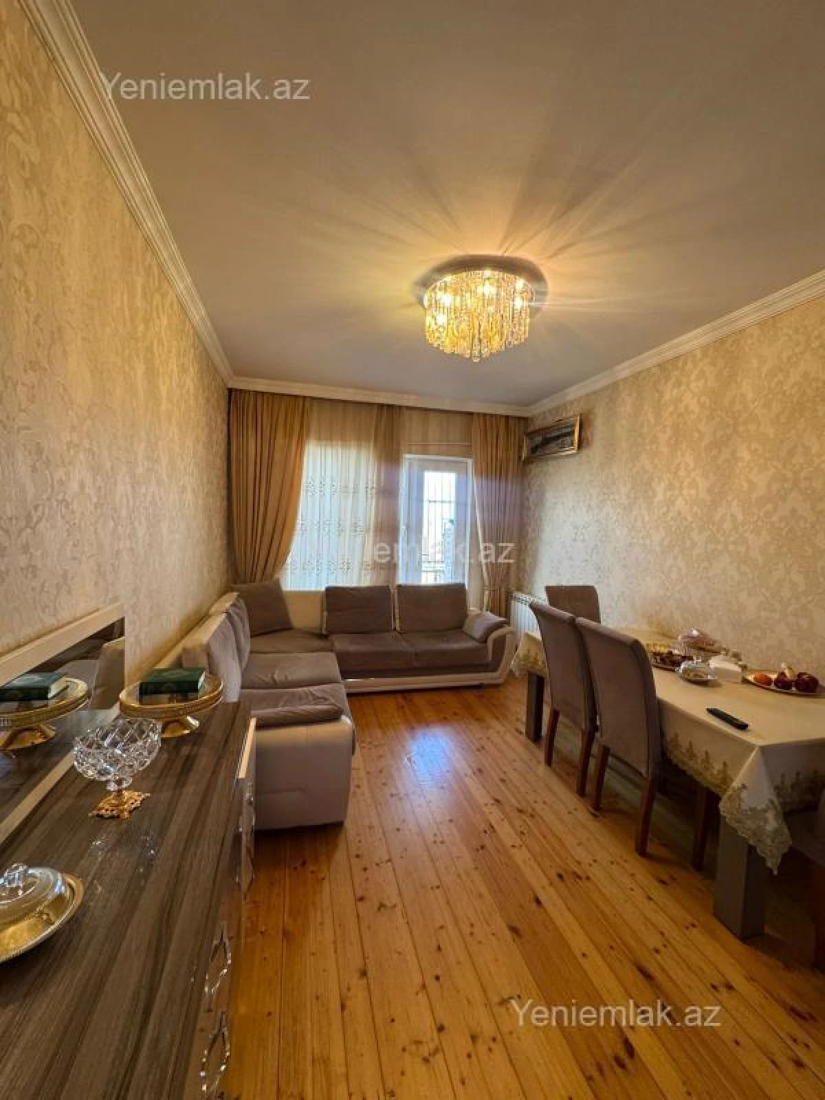 Satılır 2 otaqlı köhnə tikili 60 m²