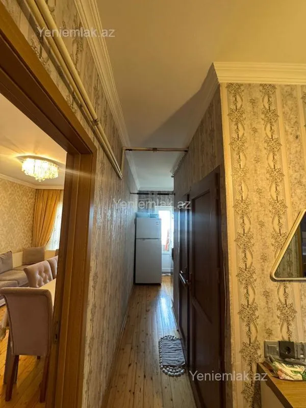 Satılır 2 otaqlı köhnə tikili 60 m²