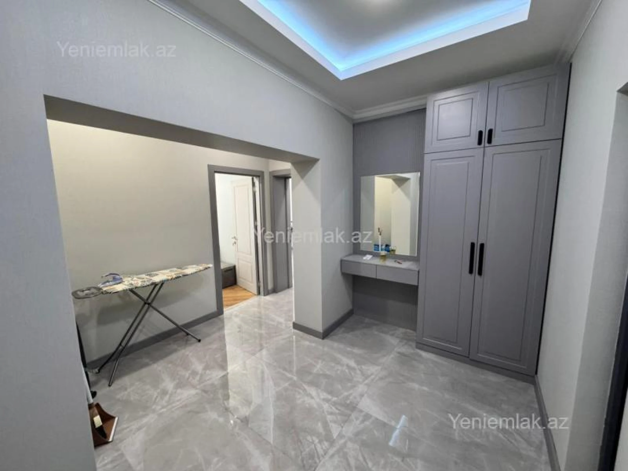 Satılır 2 otaqlı yeni tikili 60 m²