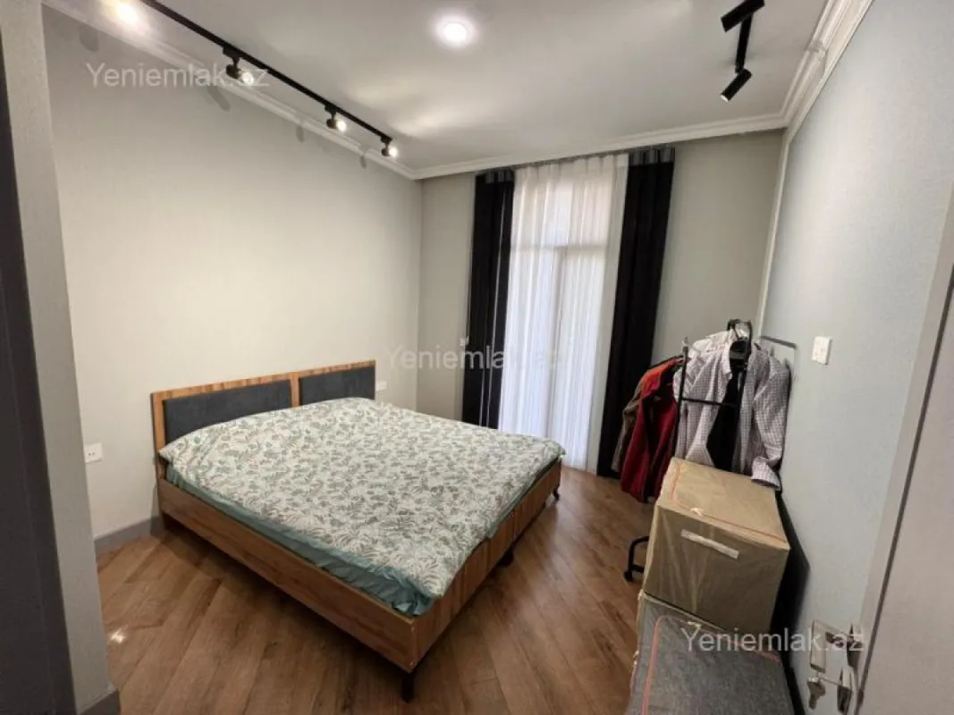Satılır 2 otaqlı yeni tikili 60 m²