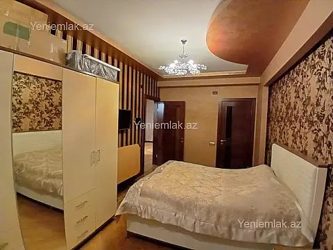 Satılır 4 otaqlı yeni tikili 162 m²