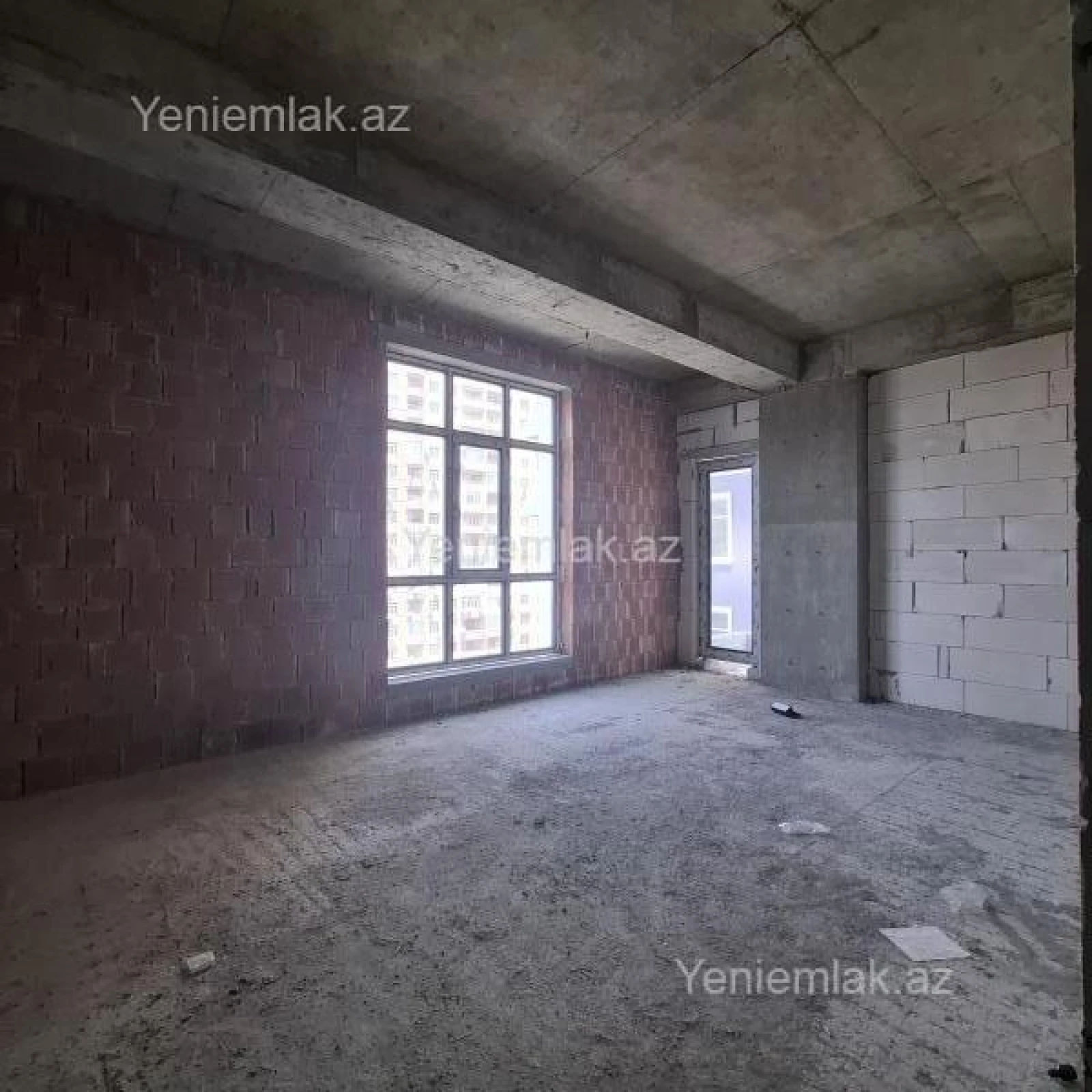 Satılır 4 otaqlı yeni tikili 127 m²