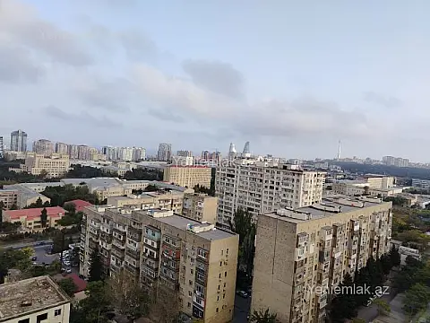 Satılır 3 otaqlı yeni tikili 141 m²