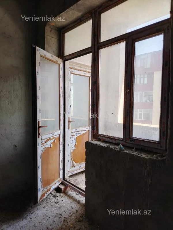 Satılır 1 otaqlı yeni tikili 64.5 m²