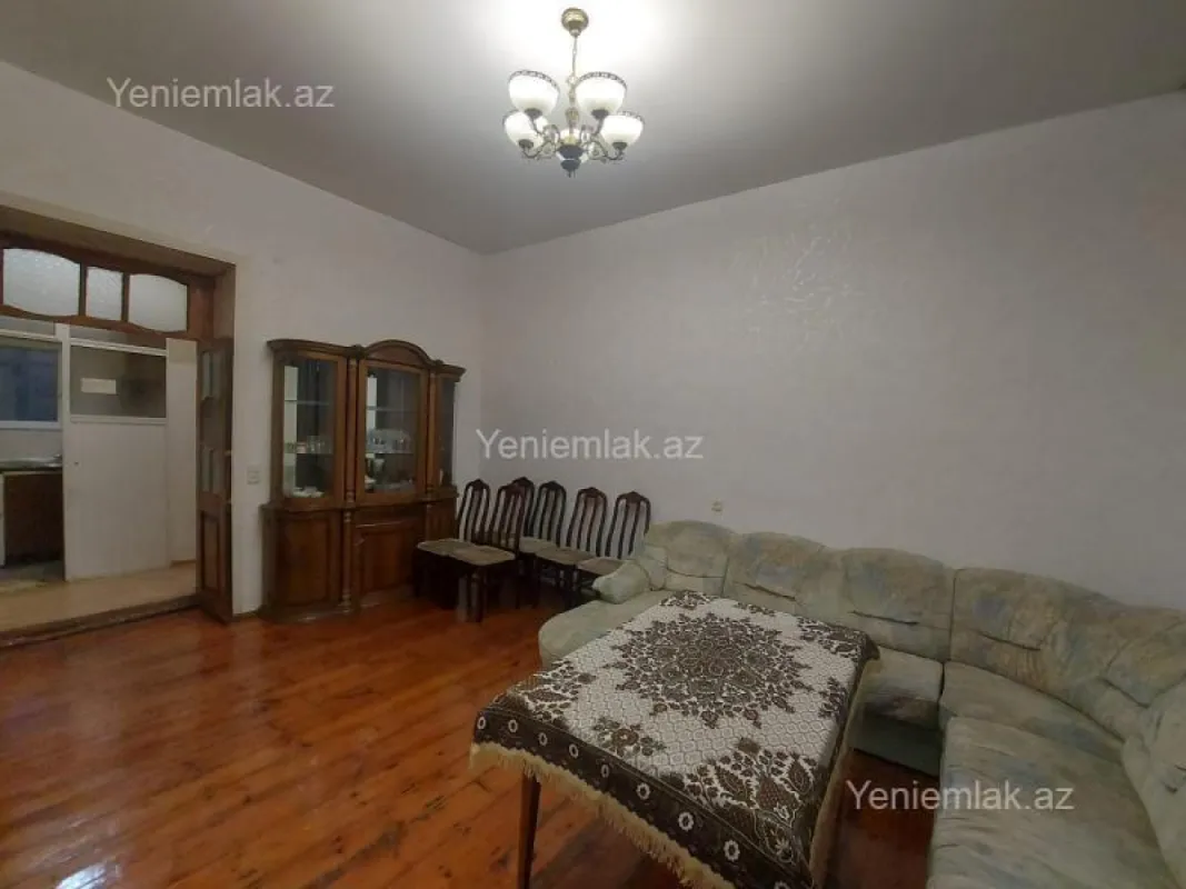 Satılır 3 otaqlı köhnə tikili 57 m²