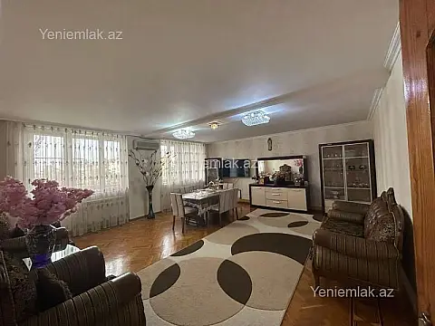 Satılır 5 otaqlı köhnə tikili 110 m²