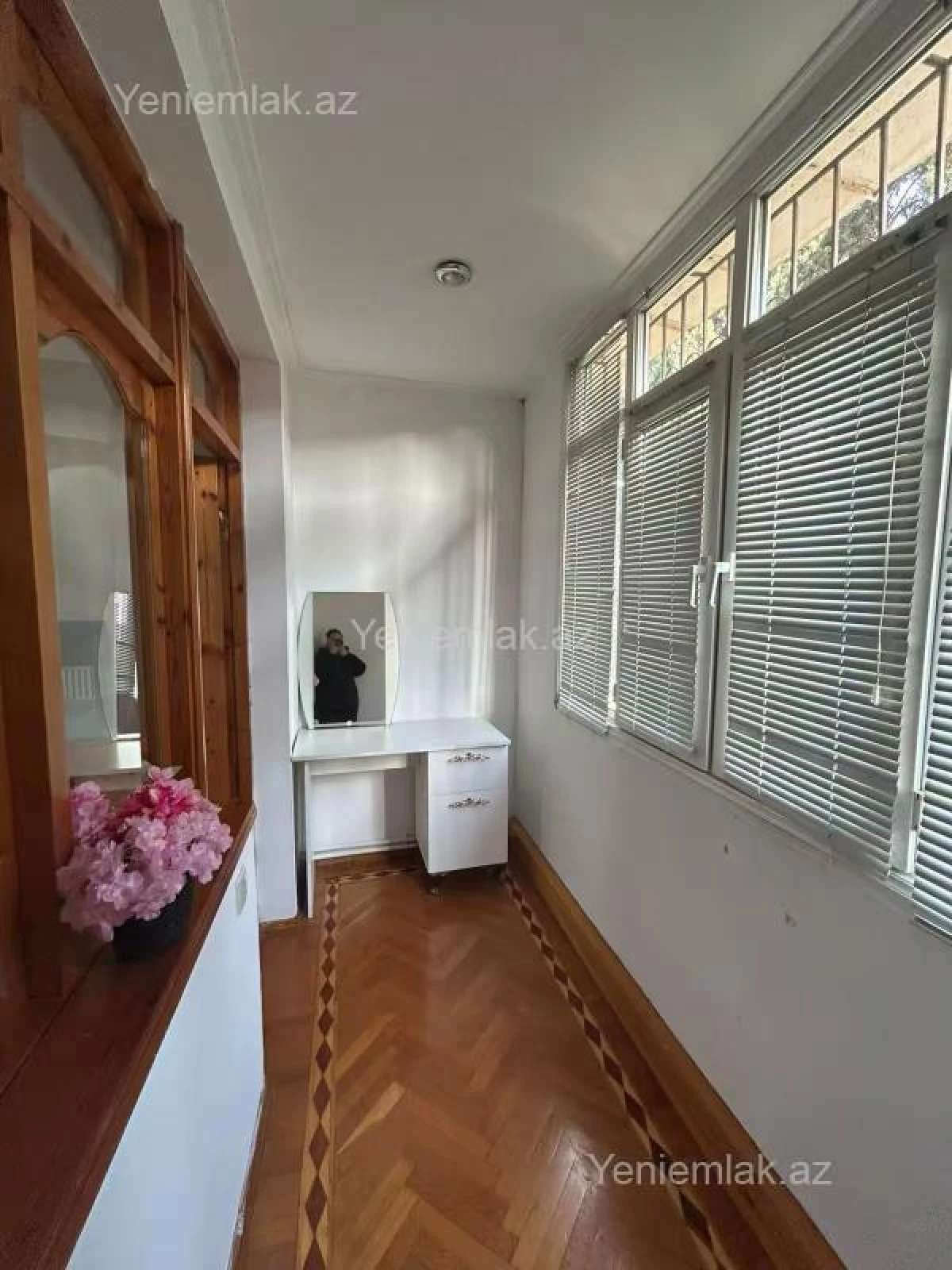 Satılır 5 otaqlı köhnə tikili 110 m²