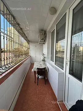 Satılır 5 otaqlı köhnə tikili 110 m²
