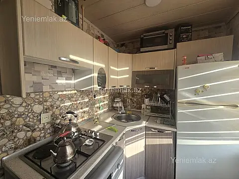 Satılır 1 otaqlı köhnə tikili 30 m² — Sumqayıt, 2-ci mikrorayon 1 otaq 30.00 m²