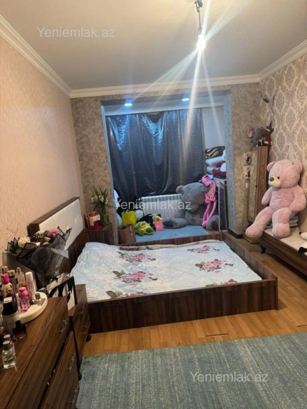 Satılır 4 otaqlı köhnə tikili 90 m²