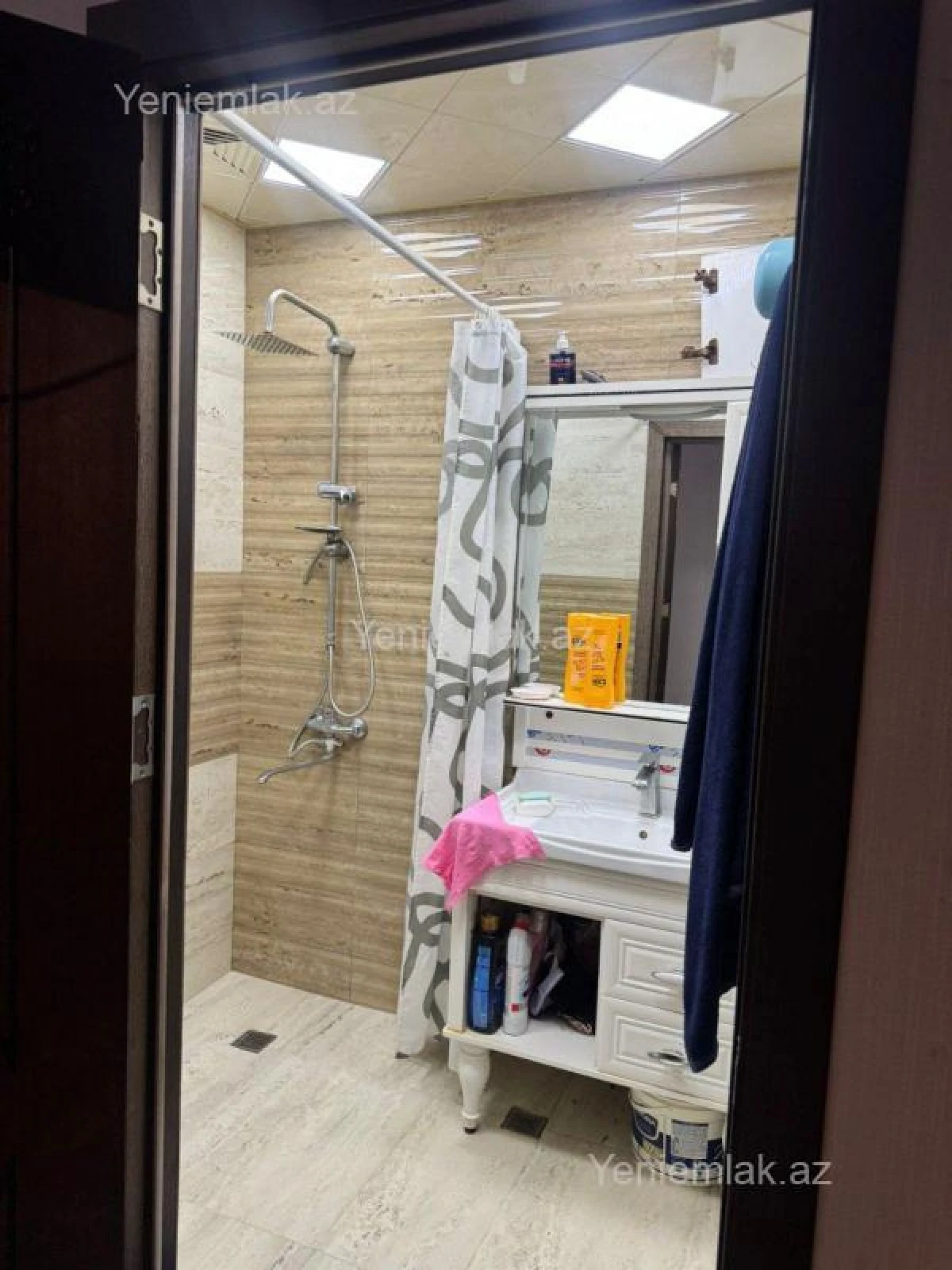 Satılır 4 otaqlı köhnə tikili 90 m²