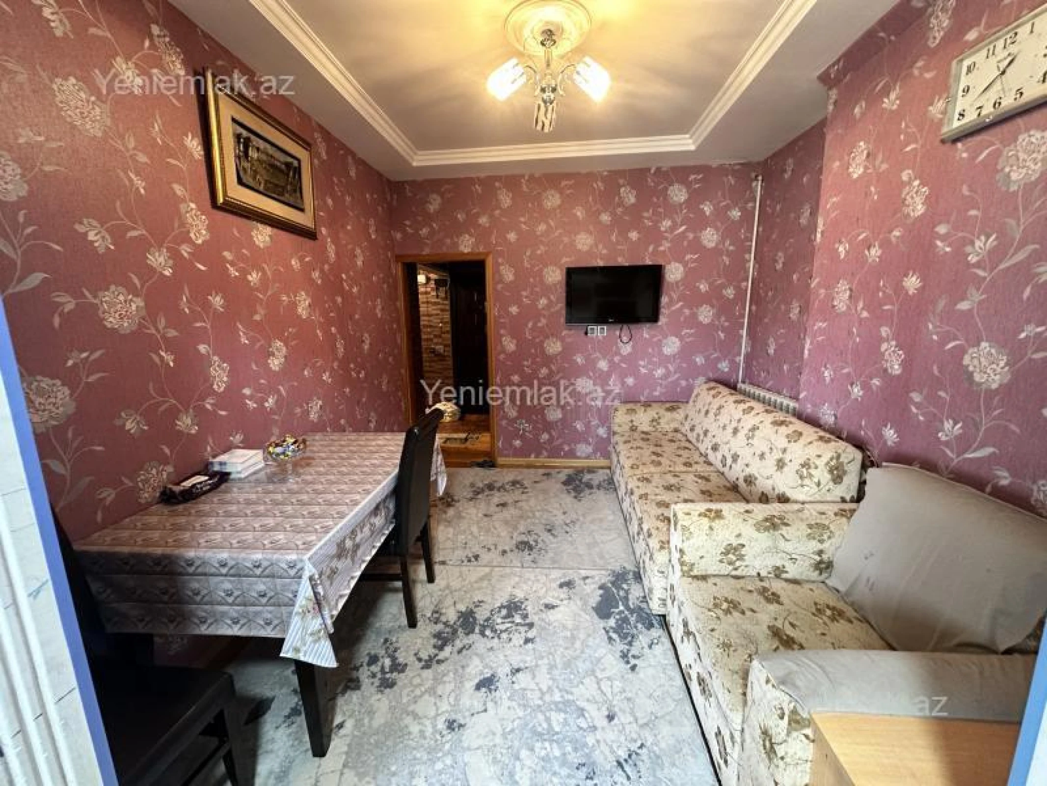 Satılır 2 otaqlı köhnə tikili 65 m²