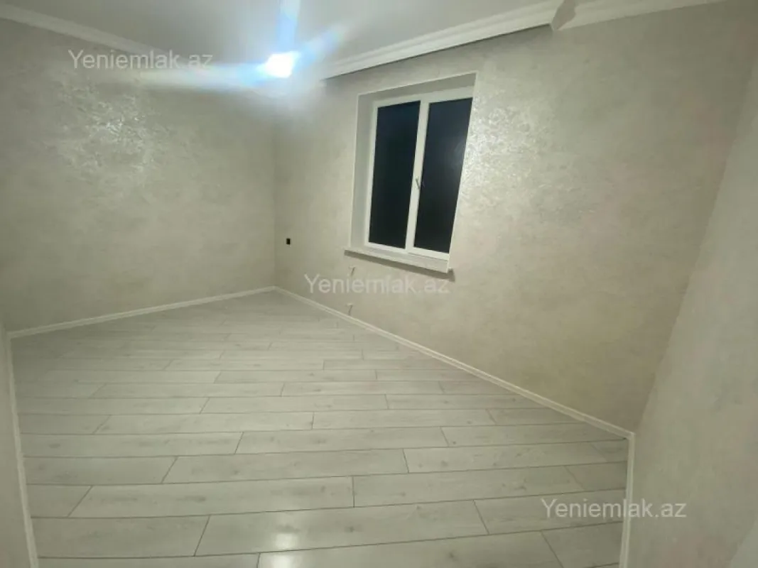 Satılır 4 otaqlı həyət evi 156 m²