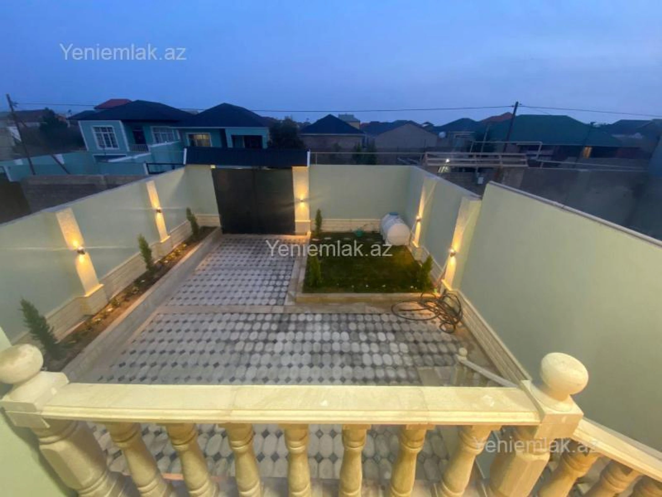 Satılır 4 otaqlı həyət evi 156 m²