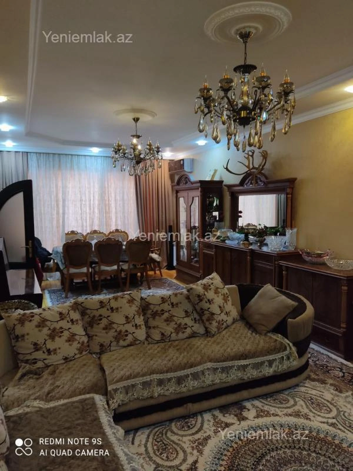Satılır 5 otaqlı həyət evi 250 m²