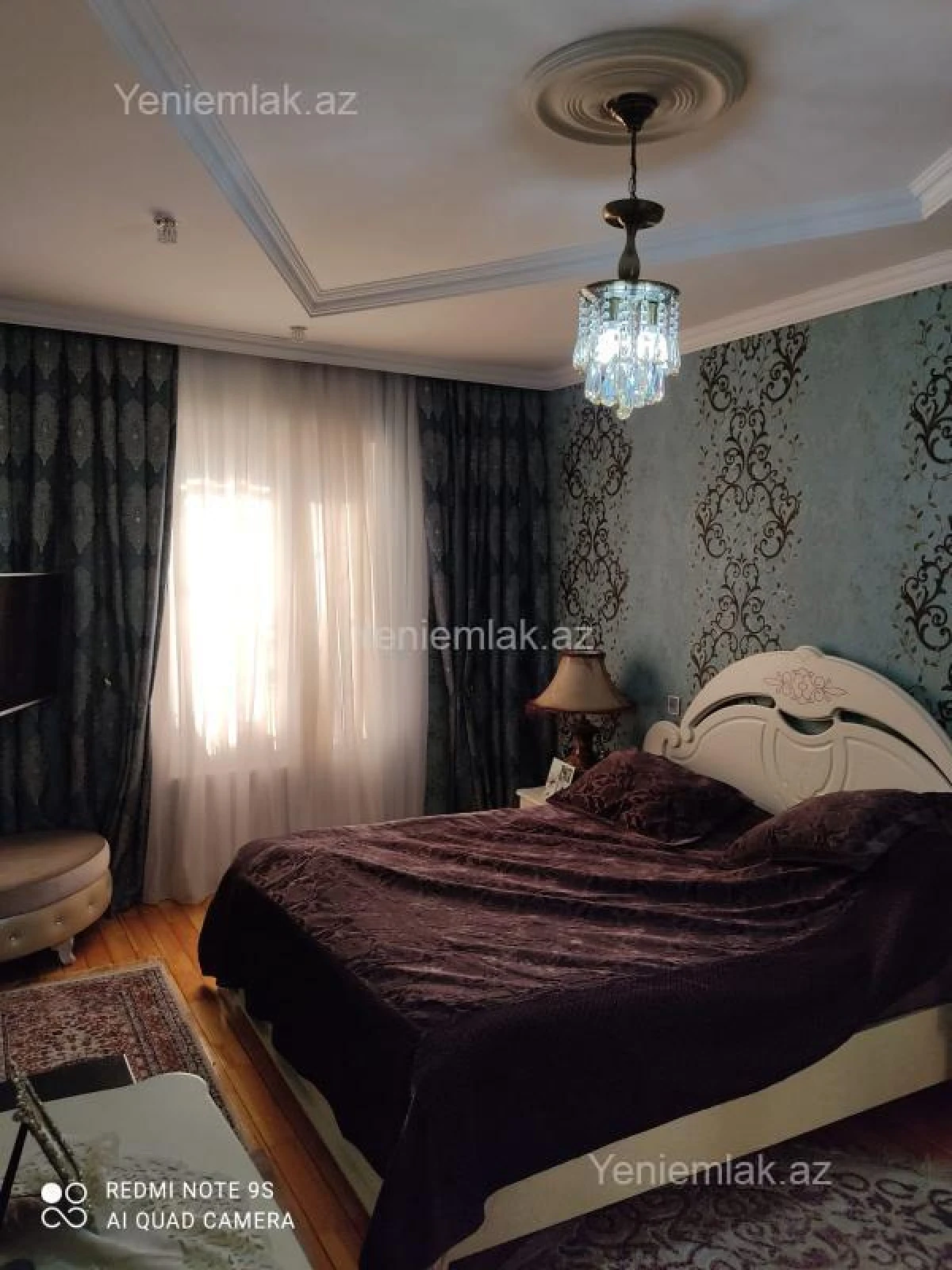 Satılır 5 otaqlı həyət evi 250 m²
