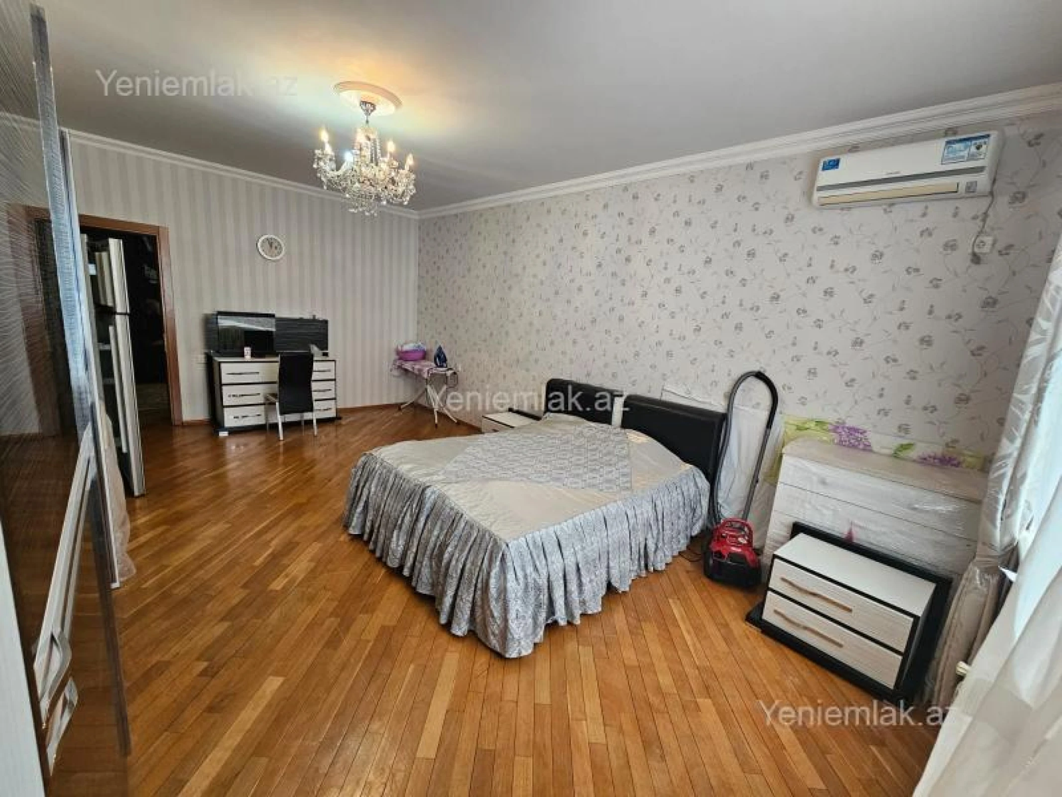 Satılır 3 otaqlı yeni tikili 145 m²