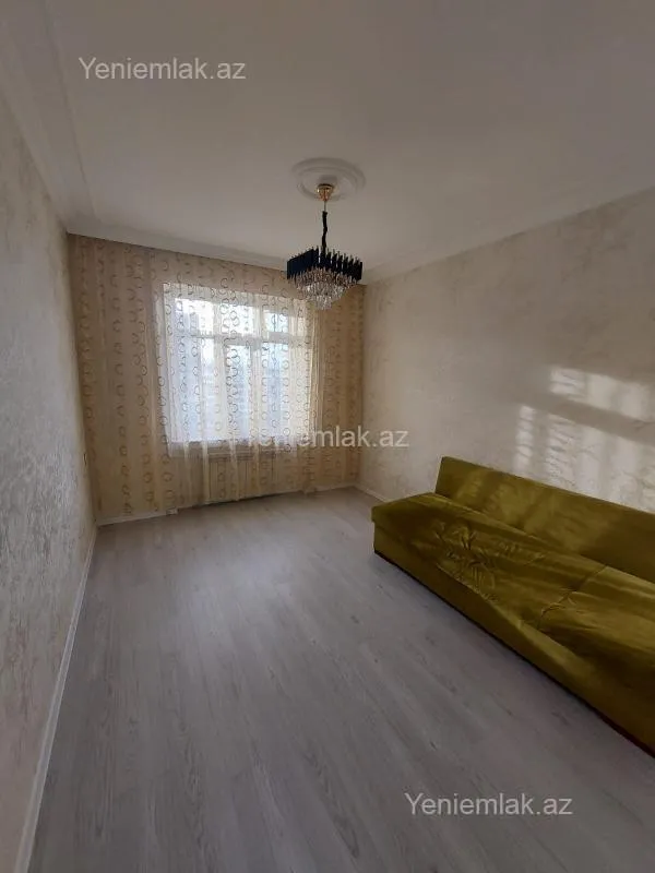 Satılır 2 otaqlı köhnə tikili 60 m²