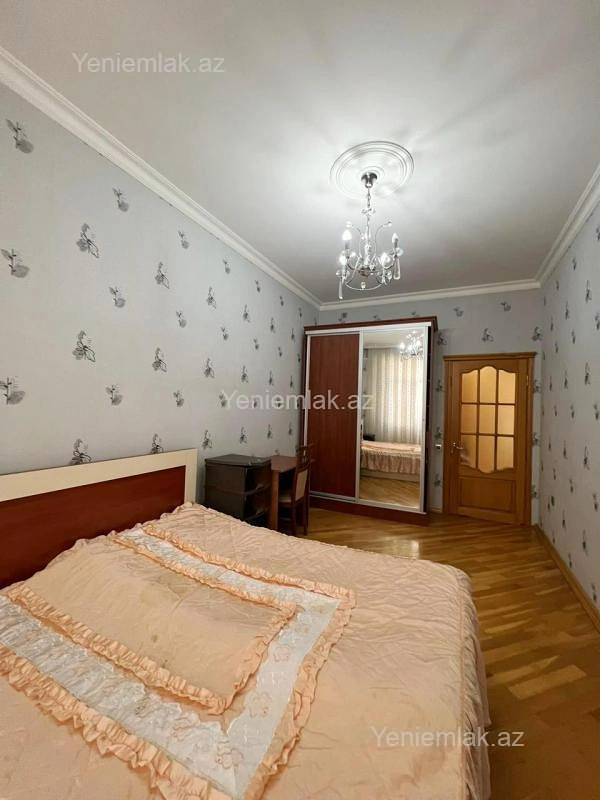 Satılır 2 otaqlı yeni tikili 72 m²