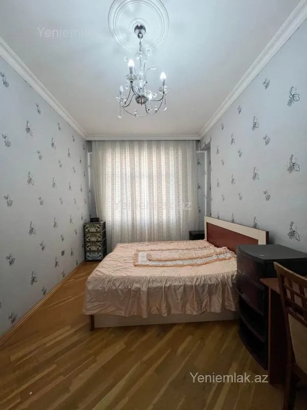 Satılır 2 otaqlı yeni tikili 72 m²