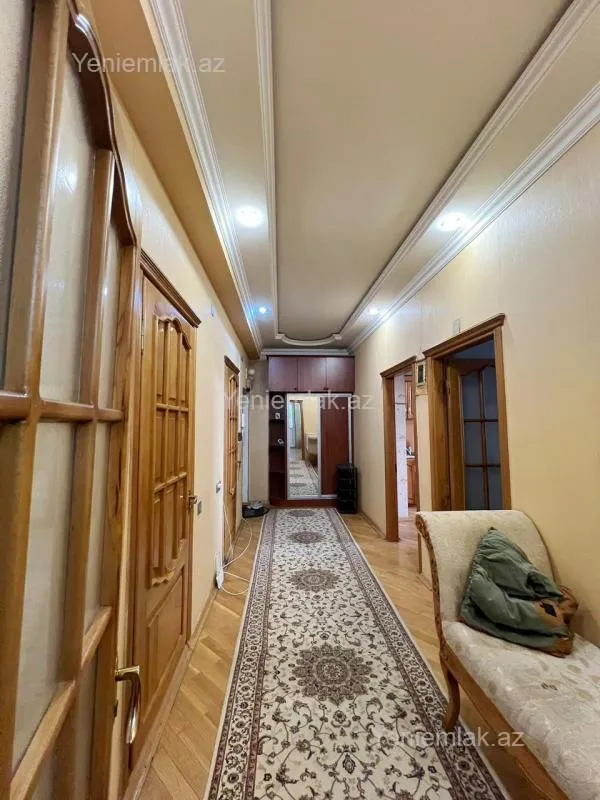 Satılır 2 otaqlı yeni tikili 72 m²