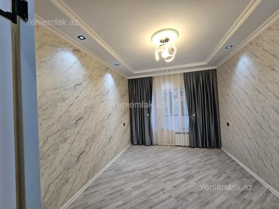 Satılır 2 otaqlı köhnə tikili 68 m²