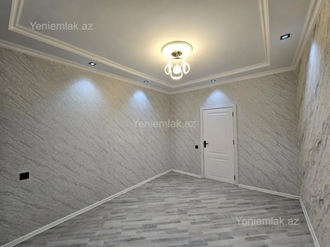 Satılır 2 otaqlı köhnə tikili 68 m²