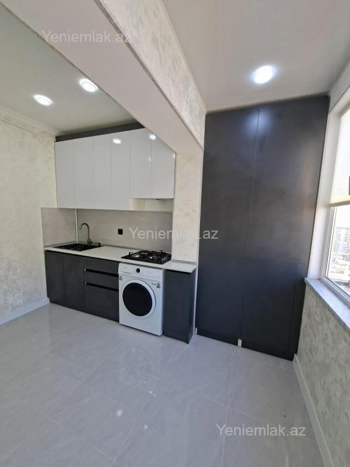Satılır 2 otaqlı köhnə tikili 60 m²