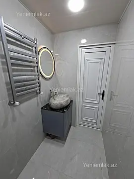 Satılır 2 otaqlı köhnə tikili 60 m²